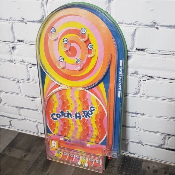Vintage 1960s Pinball Game Catch-a-Roo - Picture 2 of 8